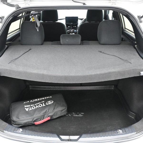Toyota Yaris 1.5 E AT (2023) - Image 5