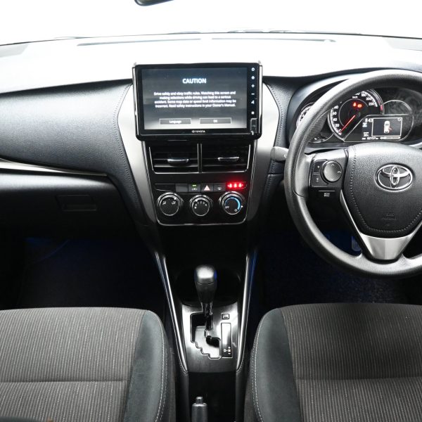 Toyota Yaris 1.5 E AT (2023) - Image 10