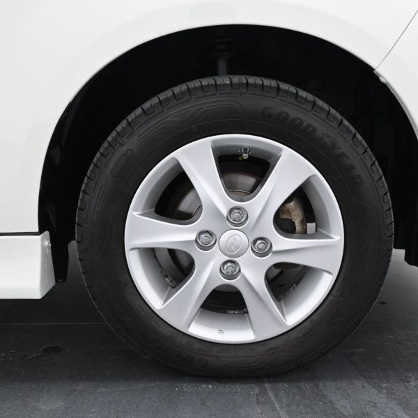 Perodua Myvi M600 Hatch 5dr SE Auto 4sp FWD 1.3i AT (2014) - Image 16