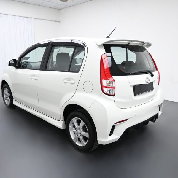 Perodua Myvi M600 Hatch 5dr SE Auto 4sp FWD 1.3i AT (2014) - Image 4