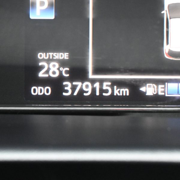 Toyota Yaris 1.5 E AT (2022) - Image 15
