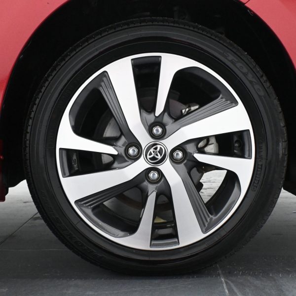 Toyota Yaris 1.5 E AT (2022) - Image 6
