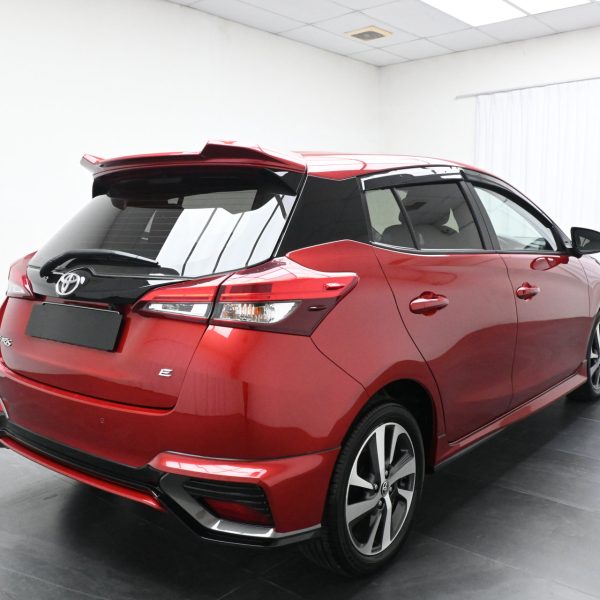 Toyota Yaris 1.5 E AT (2022) - Image 9