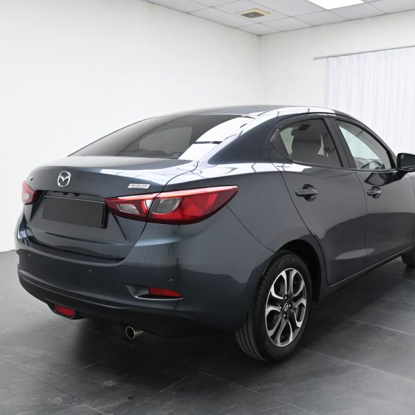 Mazda 2 Sedan DL Sedan 4dr SKYACTIV-G SA 6sp FWD 1.5Di AT (2015) - Image 10