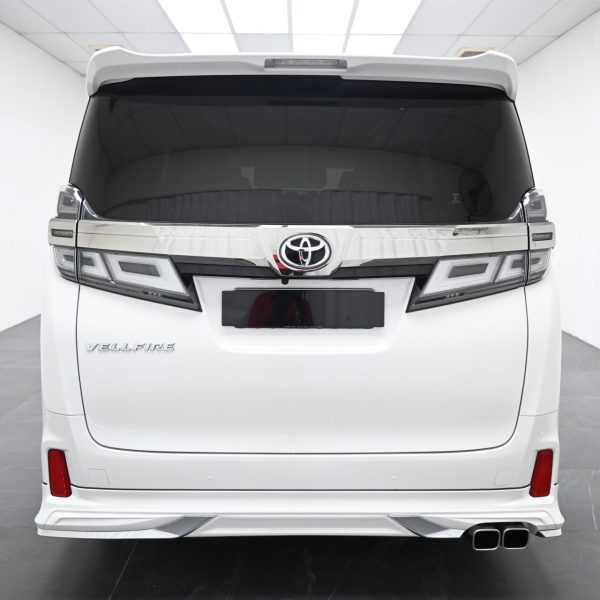 Toyota Vellfire 2.5 Auto AT (2019) - Image 5