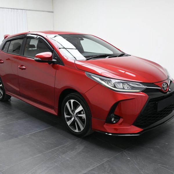 Toyota Yaris 1.5 E AT (2021) - Image 3