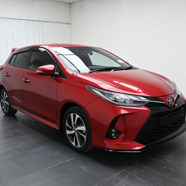 Toyota Yaris 1.5 E AT (2021) - Image 3