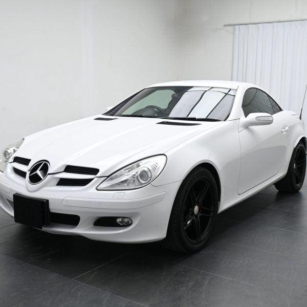 Mercedes-Benz SLK200K R171 Convert. 2dr Auto 5sp RWD 1.8iS [IMP] AT (2008) - Image 17