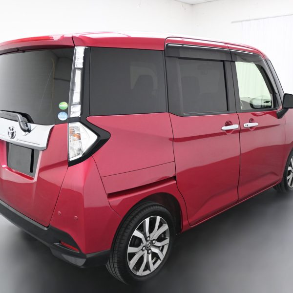 Toyota Roomy 1.0 Custom G-T AT (2020) - Image 6