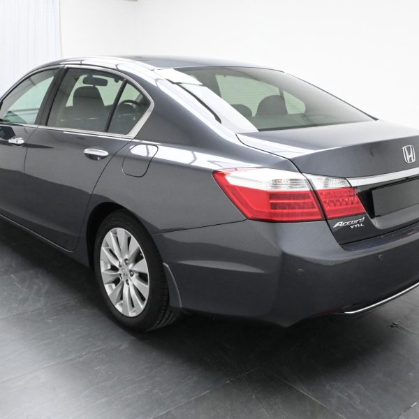 Honda Accord Sedan 4dr 2.0 VTi-L AT (2014) - Image 6