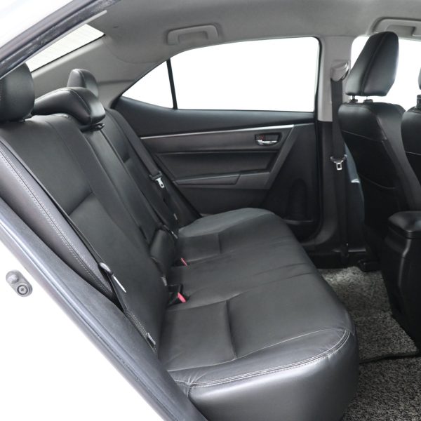 Toyota Corolla Altis E170 Sedan 4dr V CVT 7sp FWD 2.0i AT (2014) - Image 12
