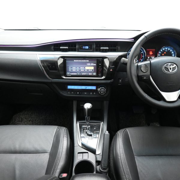 Toyota Corolla Altis E170 Sedan 4dr V CVT 7sp FWD 2.0i AT (2014) - Image 9