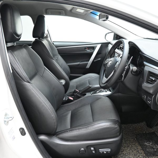 Toyota Corolla Altis E170 Sedan 4dr V CVT 7sp FWD 2.0i AT (2014) - Image 10