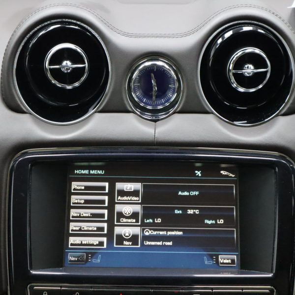 Jaguar XJ PORTFOLIO 5.0 V8 LWB (A) AT (2010) - Image 13