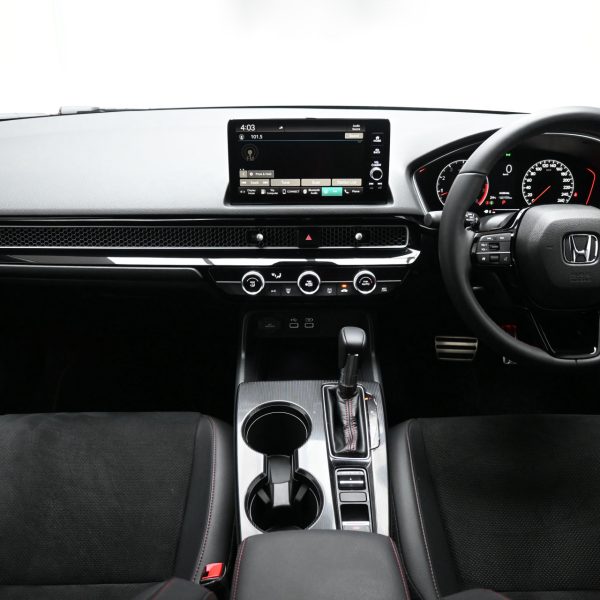 Honda Civic FE 1.5 RS Auto AT (2022) - Image 9
