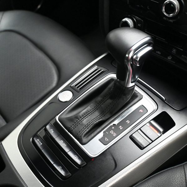 Audi A4 B8 Sedan 4dr TFSI Multitronic 8sp FWD 1.8DiT AT (2014) - Image 17
