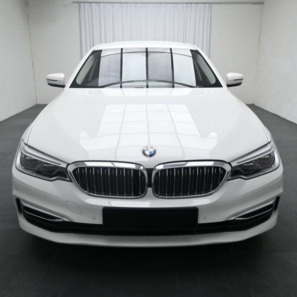 BMW 520I G30 2.0 Luxury Auto AT (2020) - Image 1