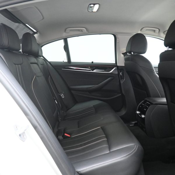 BMW 520I G30 2.0 Luxury Auto AT (2020) - Image 14