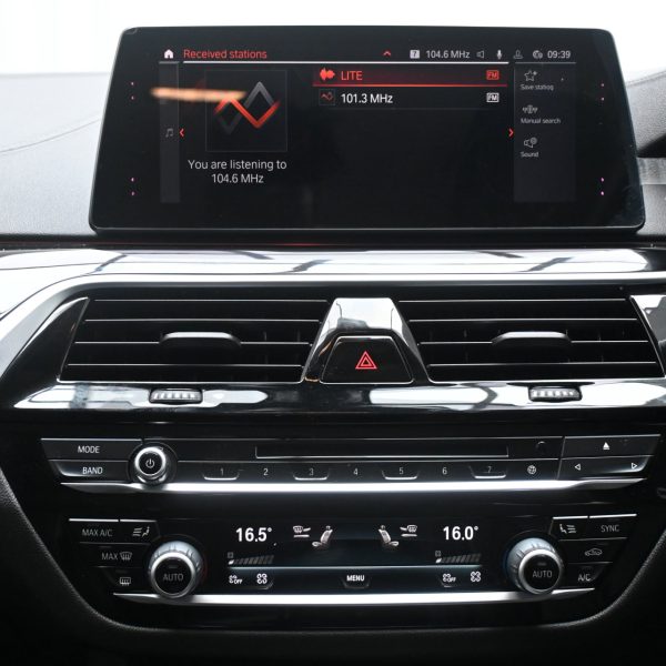 BMW 520I G30 2.0 Luxury Auto AT (2020) - Image 17