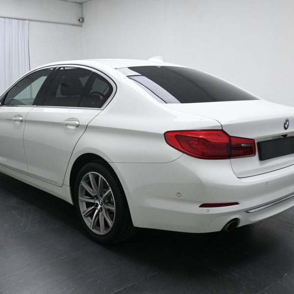 BMW 520I G30 2.0 Luxury Auto AT (2020) - Image 8