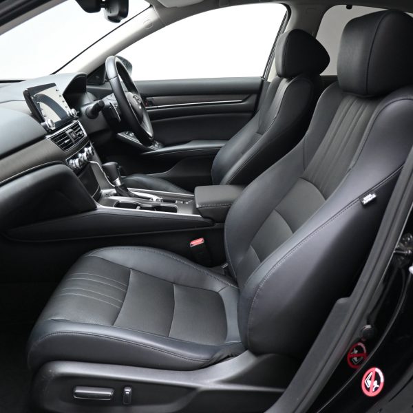 Honda Accord 1.5 TC (A) AT (2020) - Image 13