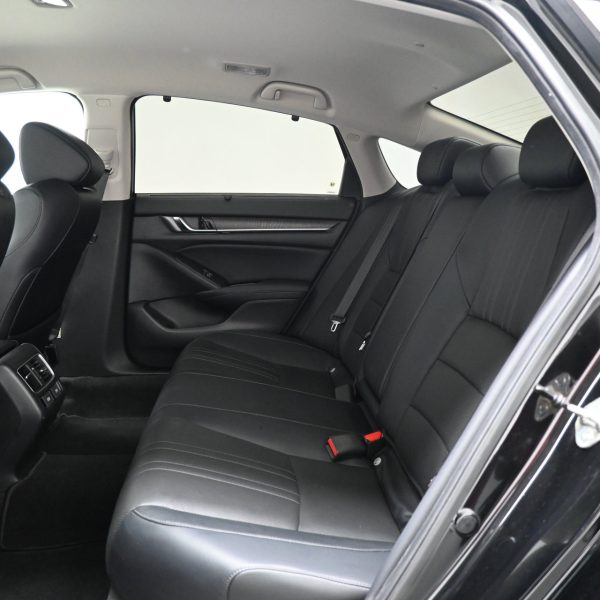 Honda Accord 1.5 TC (A) AT (2020) - Image 15