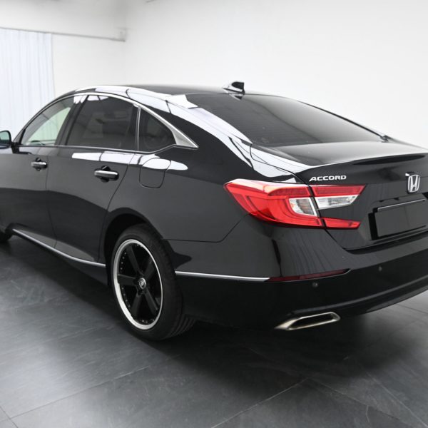 Honda Accord 1.5 TC (A) AT (2020) - Image 8