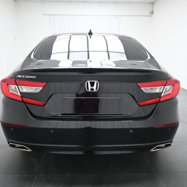 Honda Accord 1.5 TC (A) AT (2020) - Image 9