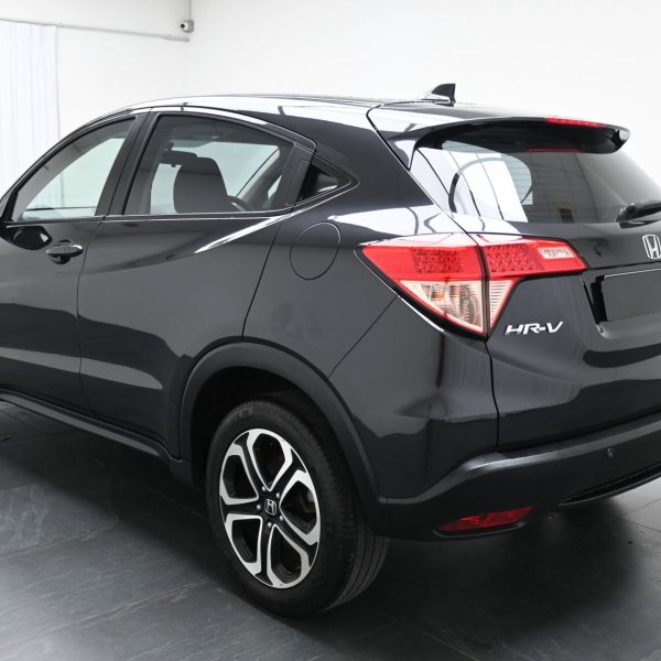 Honda HR-V Hatchback 5dr 1.8 CVT E AT (2017) - Image 5