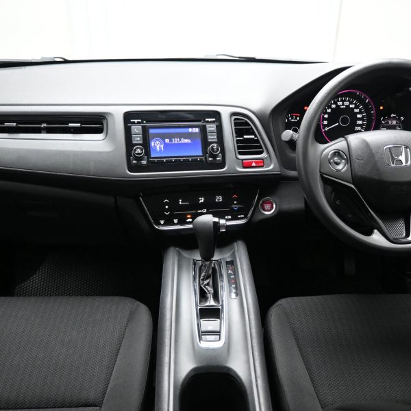 Honda HR-V Hatchback 5dr 1.8 CVT E AT (2017) - Image 8