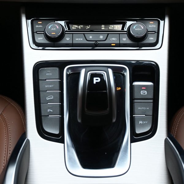 Proton X70 1.8 TGDI PREMIUM 2WD AT (2020) - Image 16