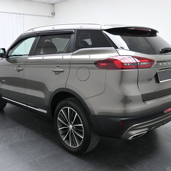 Proton X70 1.8 TGDI PREMIUM 2WD AT (2020) - Image 7