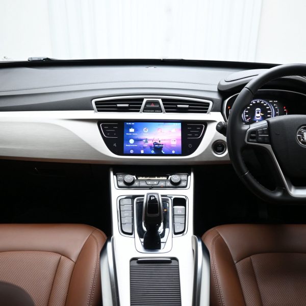 Proton X70 1.8 TGDI PREMIUM 2WD AT (2020) - Image 10