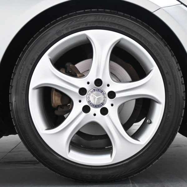 Mercedes-Benz C200 W205 Sedan 4dr Avantgarde 7G-Tronic Plus 7sp RWD 2.0DiT (CKD) - Image 7
