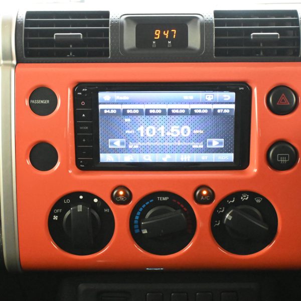 Toyota FJ Cruiser GSJ15W Wagon 5dr Auto 5sp 4WD 4.0i [IMP] AT (2013) - Image 14
