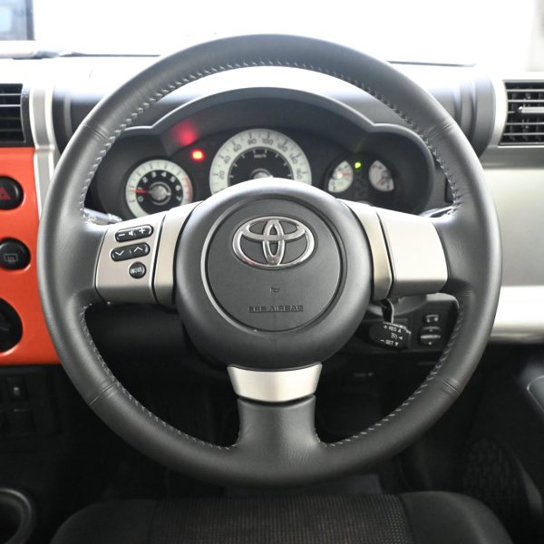 Toyota FJ Cruiser GSJ15W Wagon 5dr Auto 5sp 4WD 4.0i [IMP] AT (2013) - Image 16