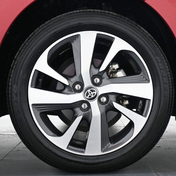Toyota Yaris 1.5 E AT (2022) - Image 6