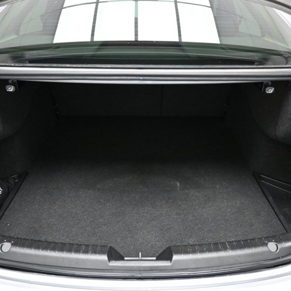 Mazda 6 Sedan 6 2.0 Sedan Mid AT (2019) - Image 7