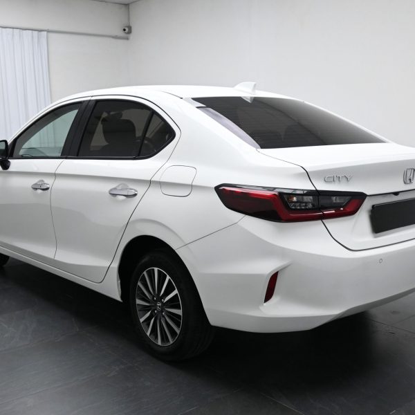 Honda City 1.5 E Auto AT (2021) - Image 6