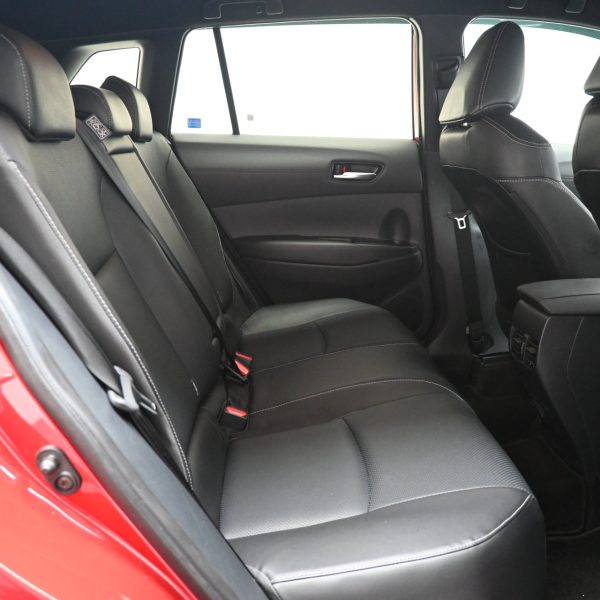 Toyota Corolla Cross 1.8 V Auto AT (2024) - Image 14