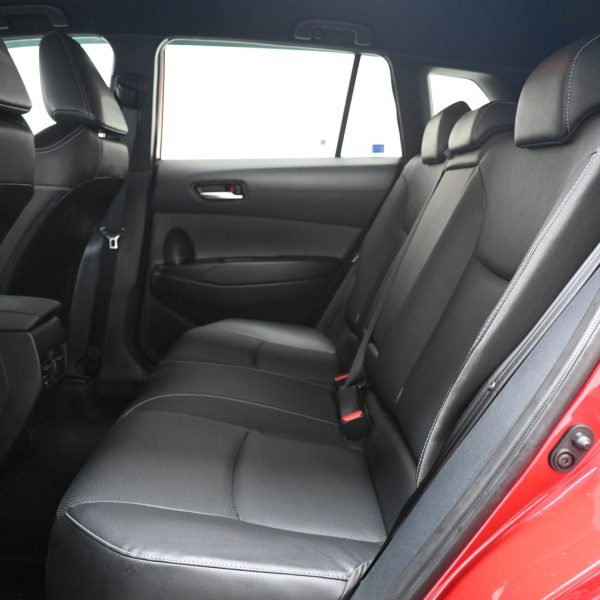 Toyota Corolla Cross 1.8 V Auto AT (2024) - Image 15