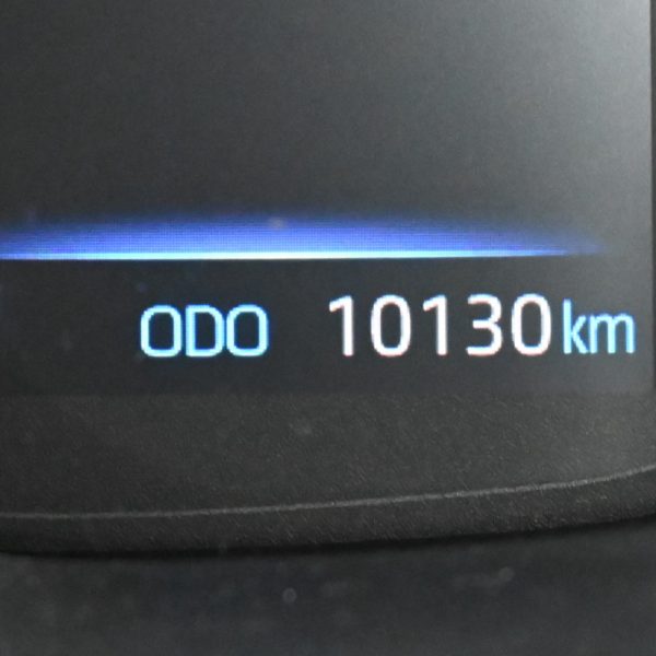 Toyota Corolla Cross 1.8 V Auto AT (2024) - Image 16