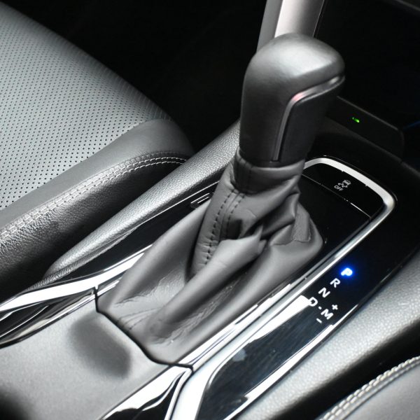 Toyota Corolla Cross 1.8 V Auto AT (2024) - Image 18