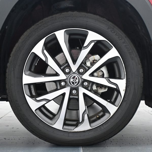 Toyota Corolla Cross 1.8 V Auto AT (2024) - Image 7