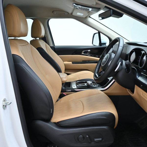 Kia Grand Carnival 2.2 Mid AT (2021) - Image 16