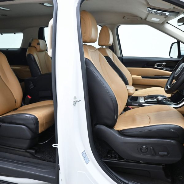 Kia Grand Carnival 2.2 Mid AT (2021) - Image 18