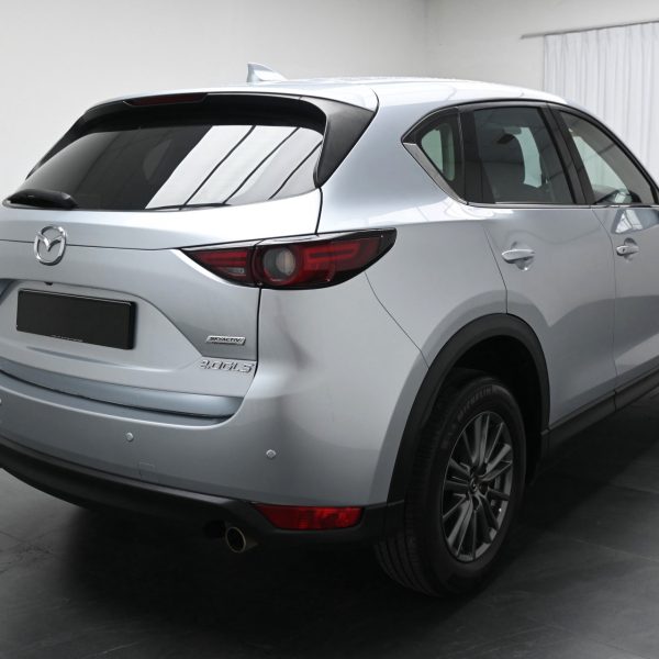 Mazda CX-5 KF Wagon 5dr SKYACTIV-G GLS SA 6sp FWD 2.0Di High Spec AT (2017) - Image 9