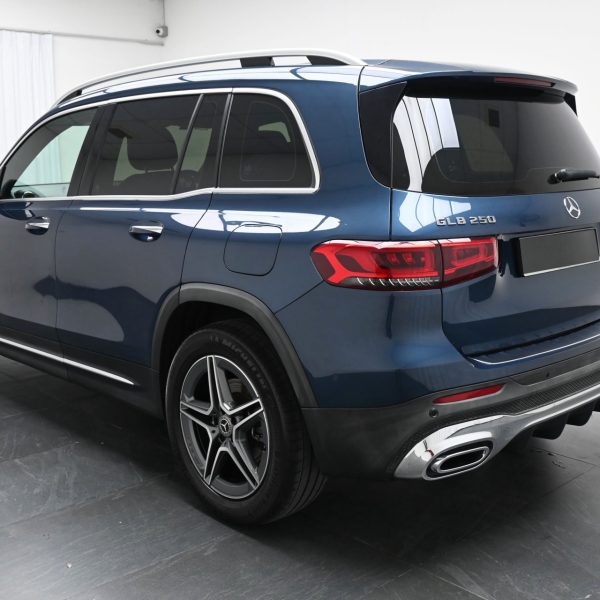 Mercedes-Benz GLB250 MERCEDES BENZ GLB 250 AT (2020) - Image 11