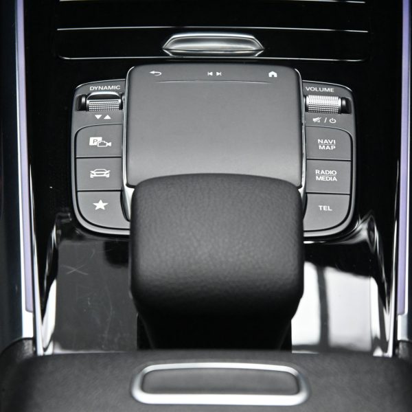 Mercedes-Benz GLB250 MERCEDES BENZ GLB 250 AT (2020) - Image 4