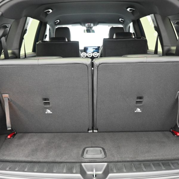 Mercedes-Benz GLB250 MERCEDES BENZ GLB 250 AT (2020) - Image 8